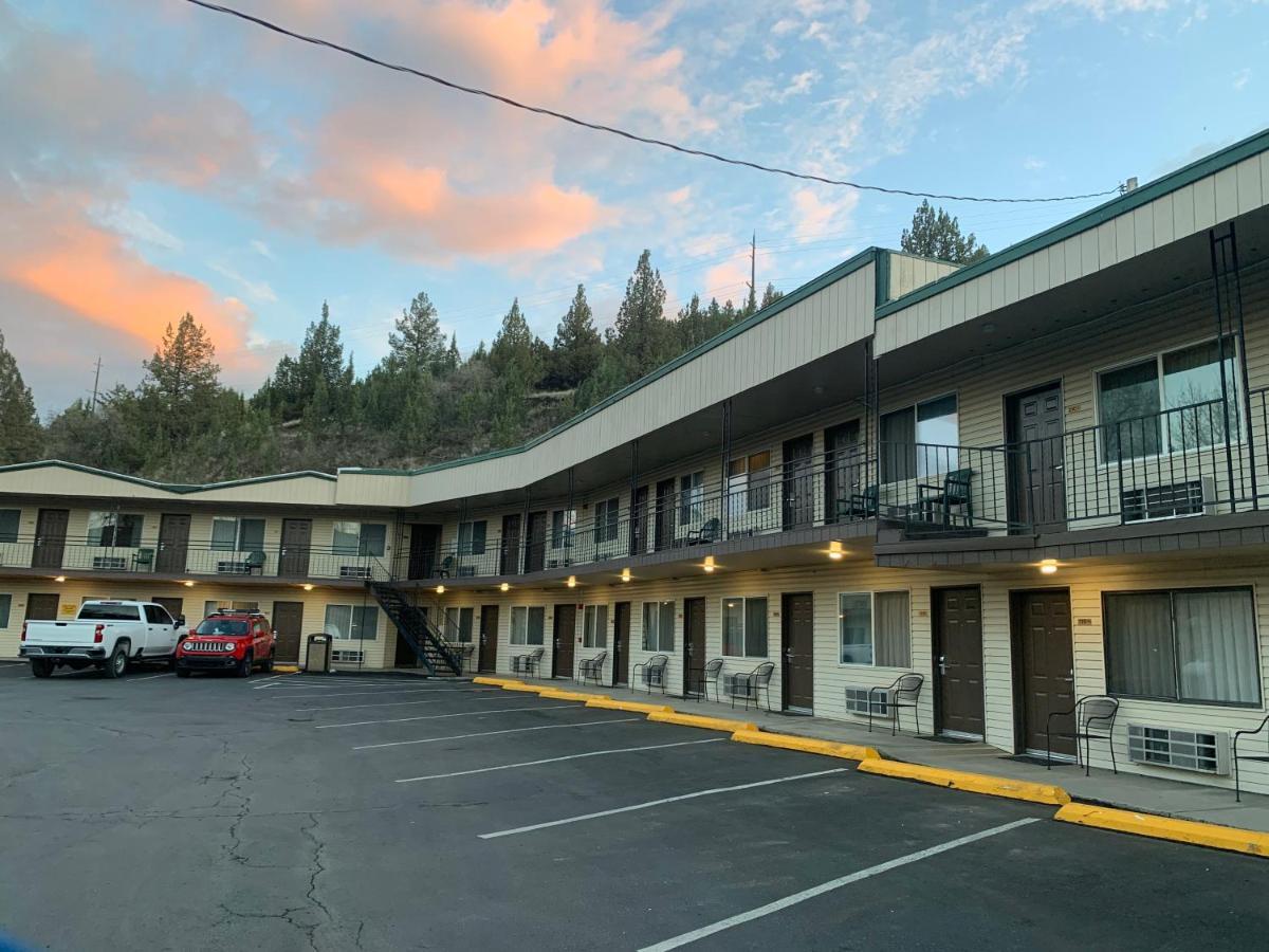 Sunset Inn - Джон-Дэй Экстерьер фото